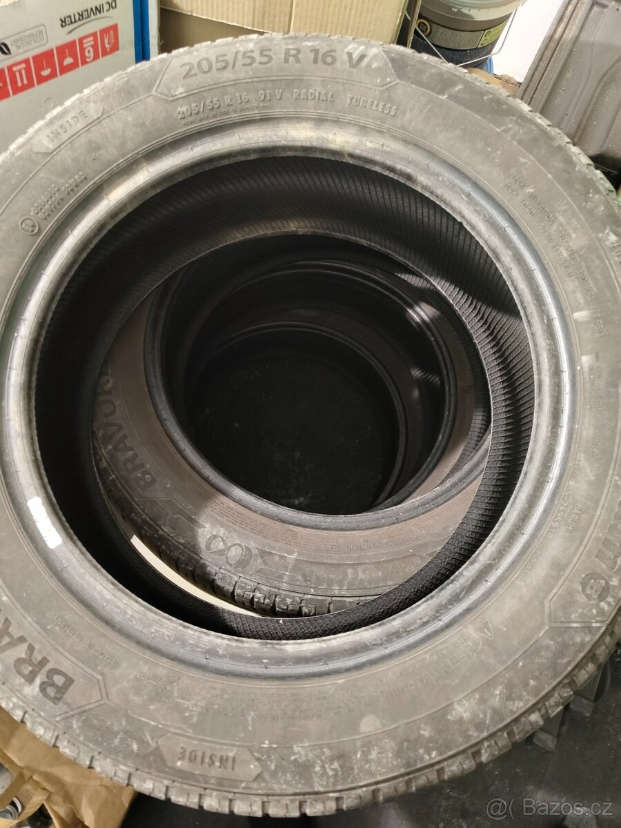 Letní pneu Barum Bravuris 205/55 R16