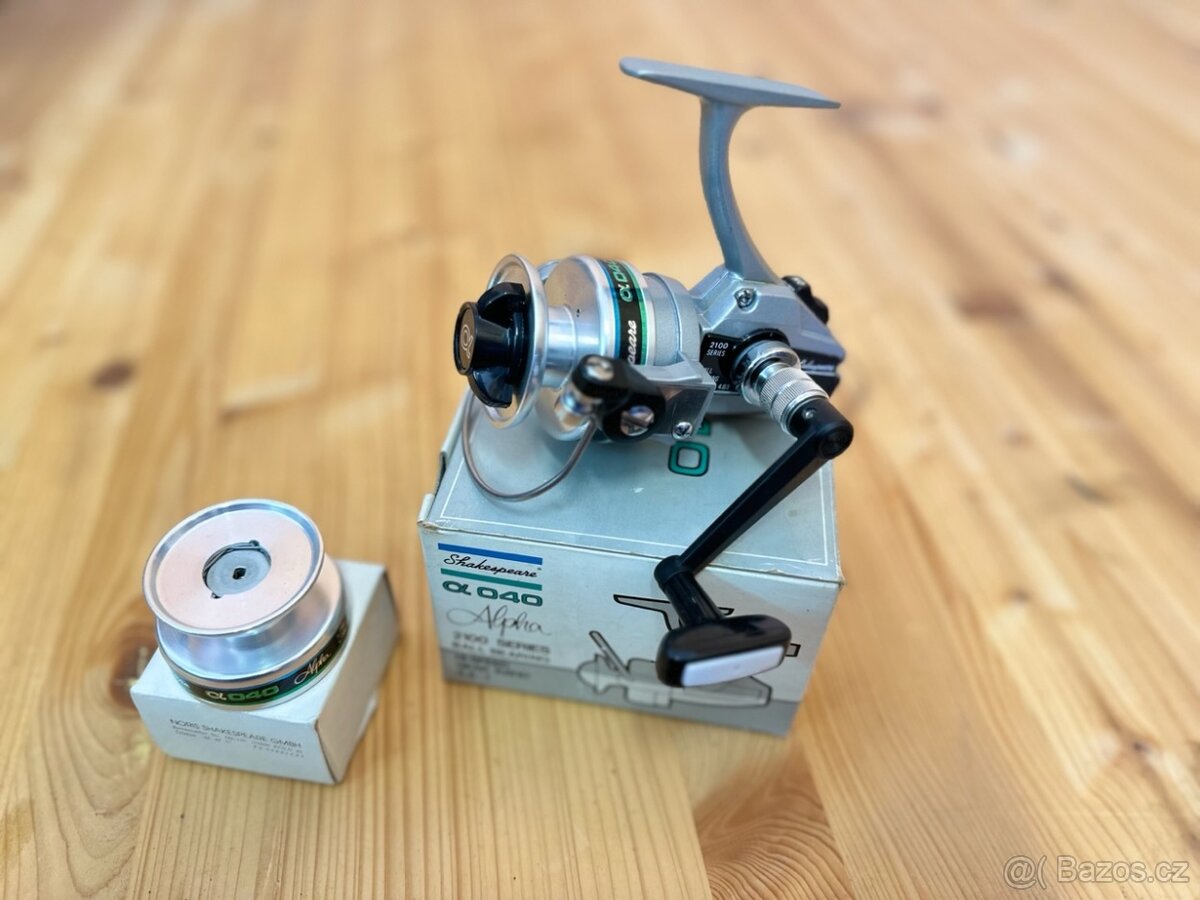 RETRO NAVIJÁK SHAKESPEARE ALPHA 040 / 2100 SERIES + NÁHRADNÍ