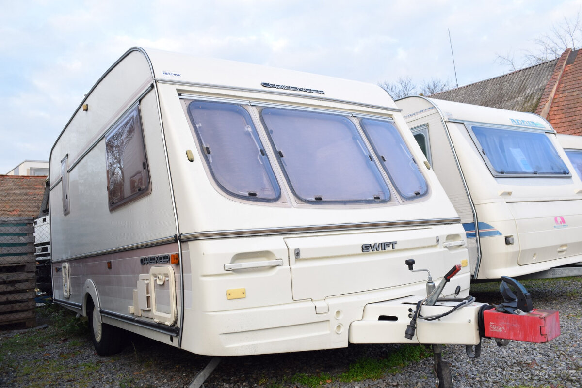 SWIFT CHALLENGER 440 -PLYNOVÝ BOJLER,PALANDY