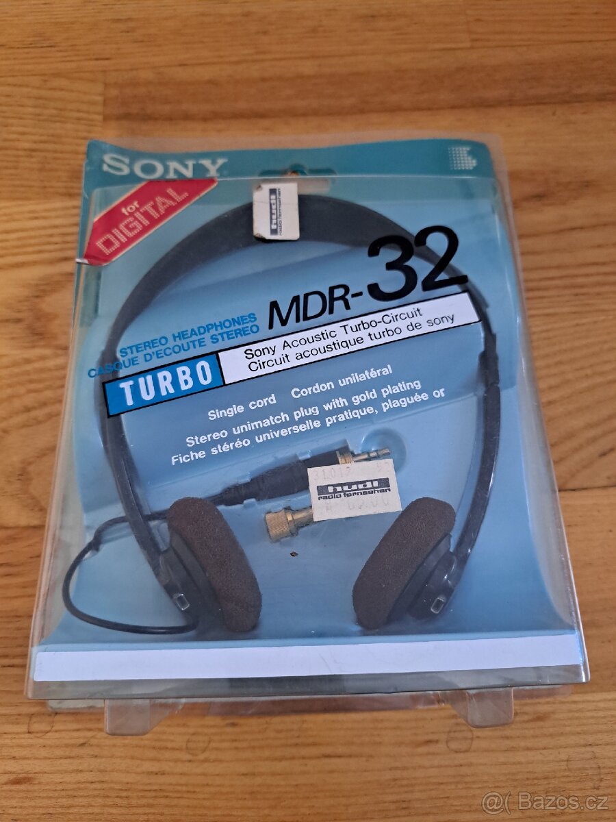 Sluchátka SONY MDR-32