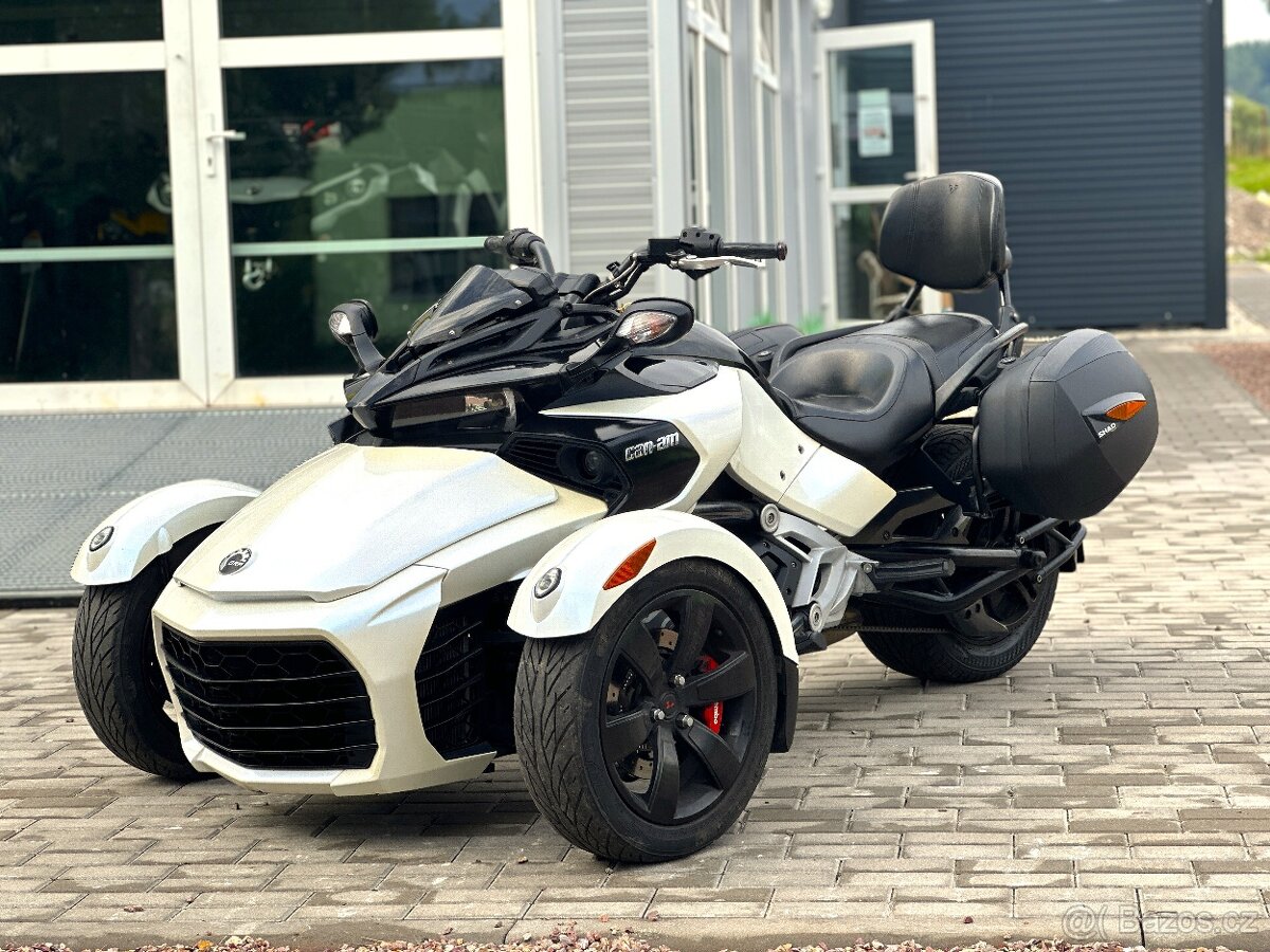 Can-am Spyder 1330 F3 SM6 MY2015