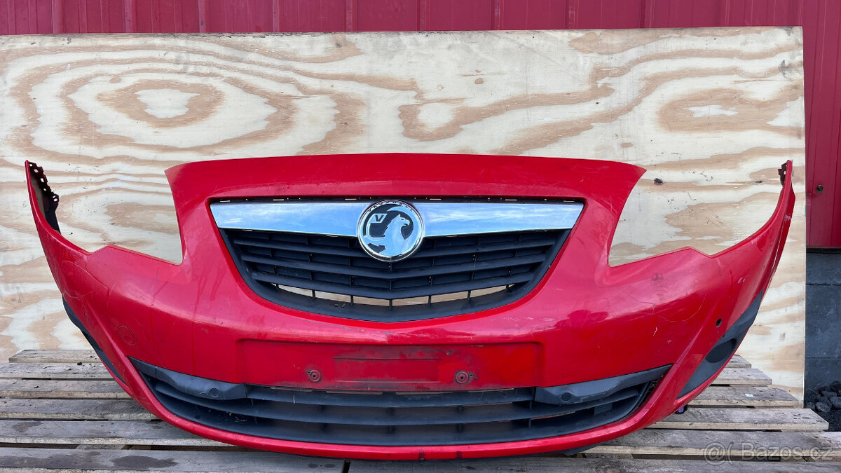 111. PŘEDNÍ NÁRAZNÍK OPEL MERIVA B