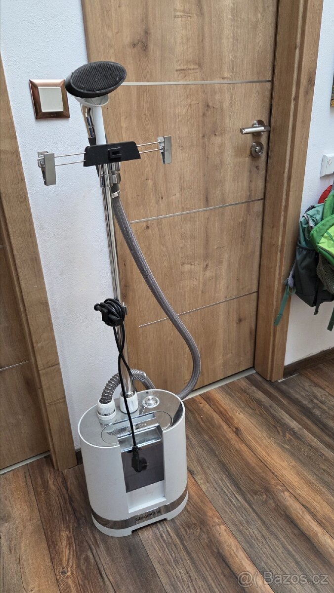 SteamOne napařovač
