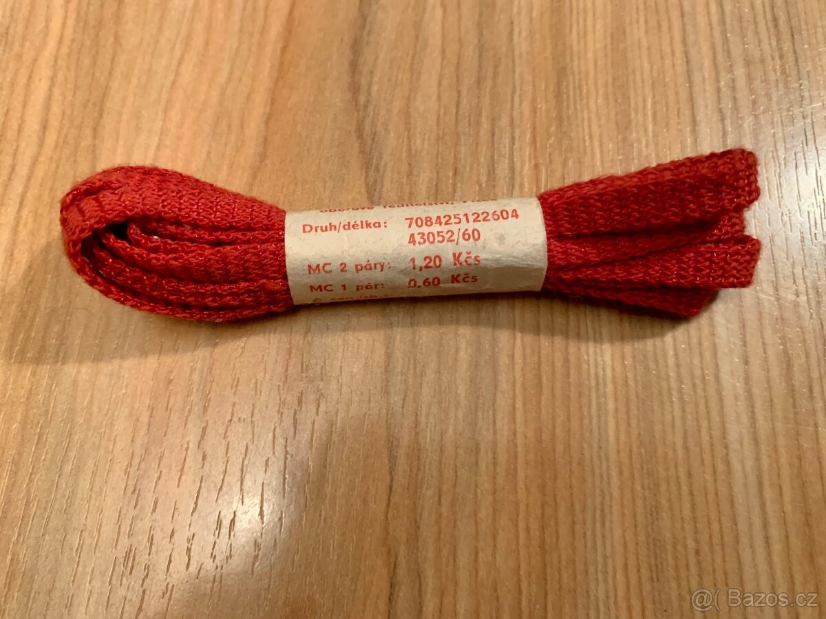 Sběratelské retro tkaničky Československo