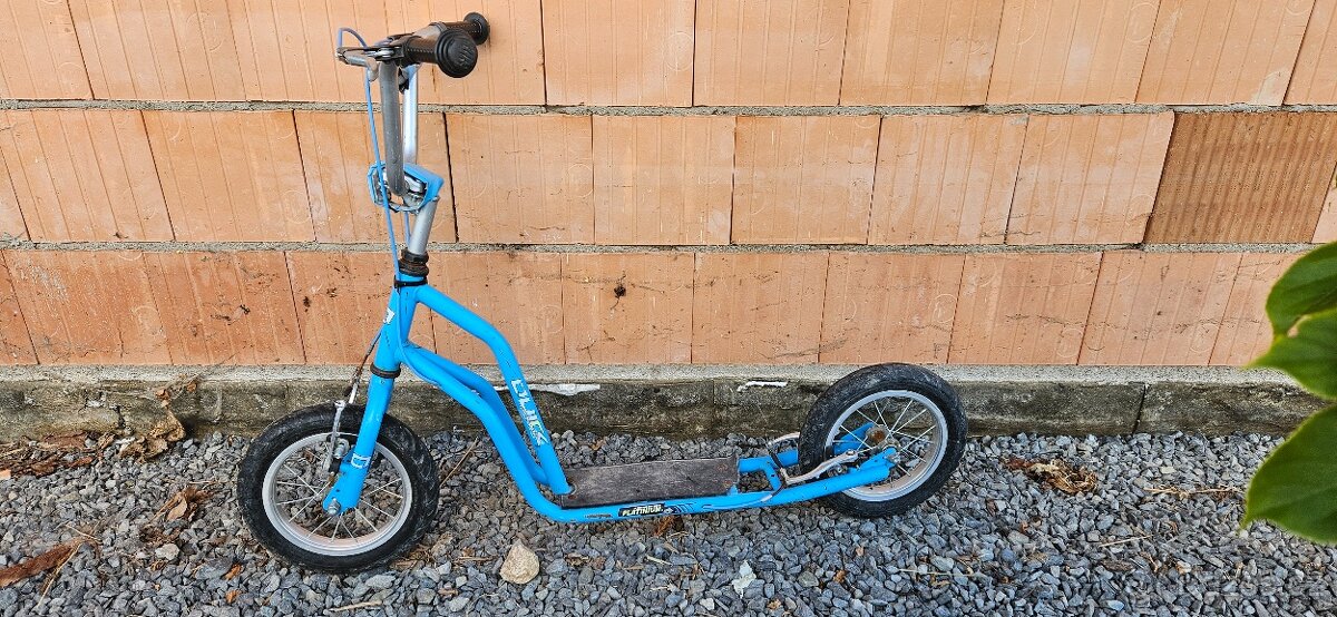 Dětská koloběžka