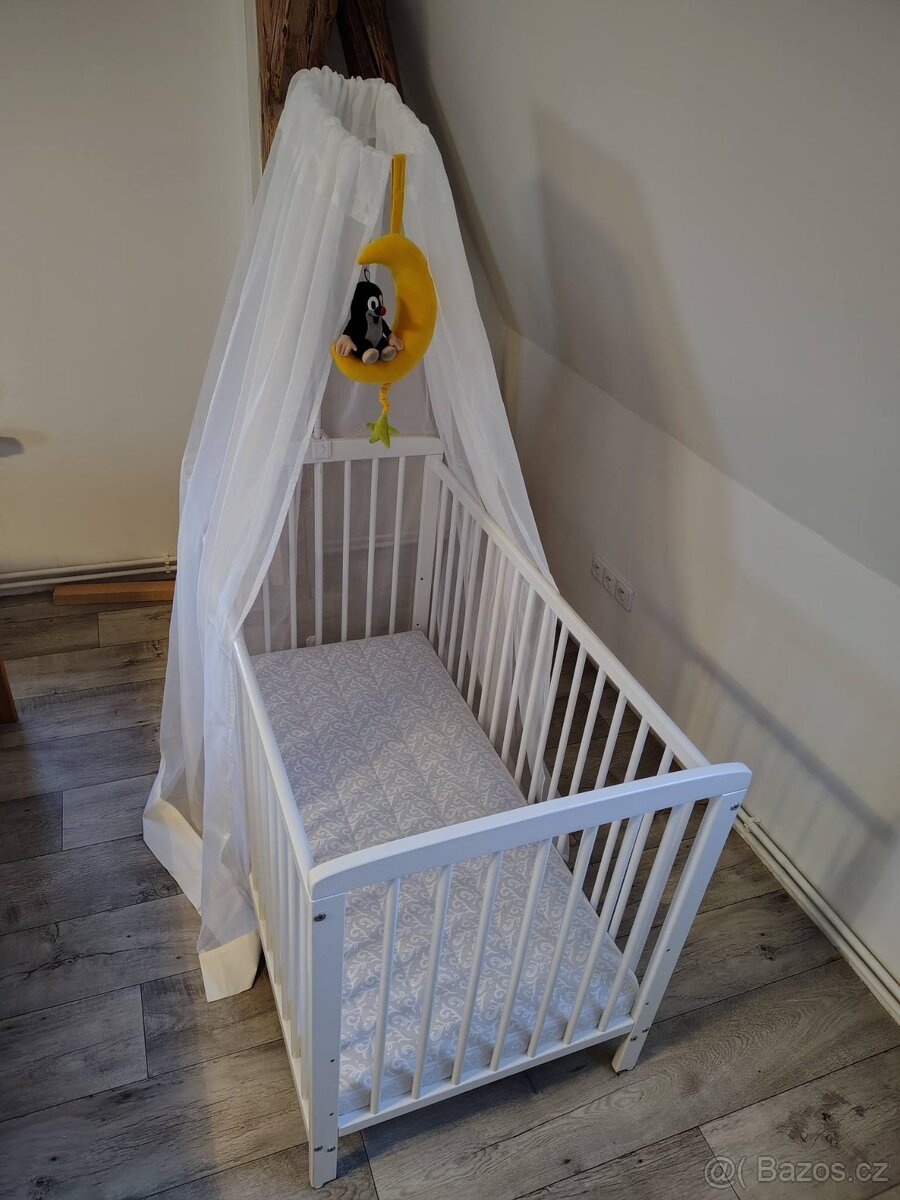 Dětská postýlka