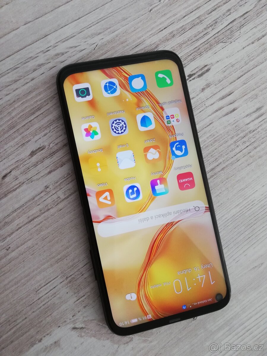 Zánovní Huawei p 40 lite