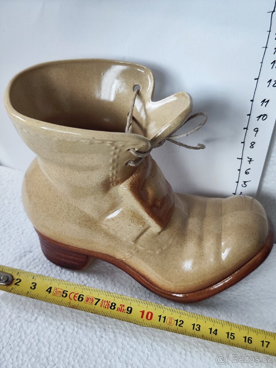 Keramická bota