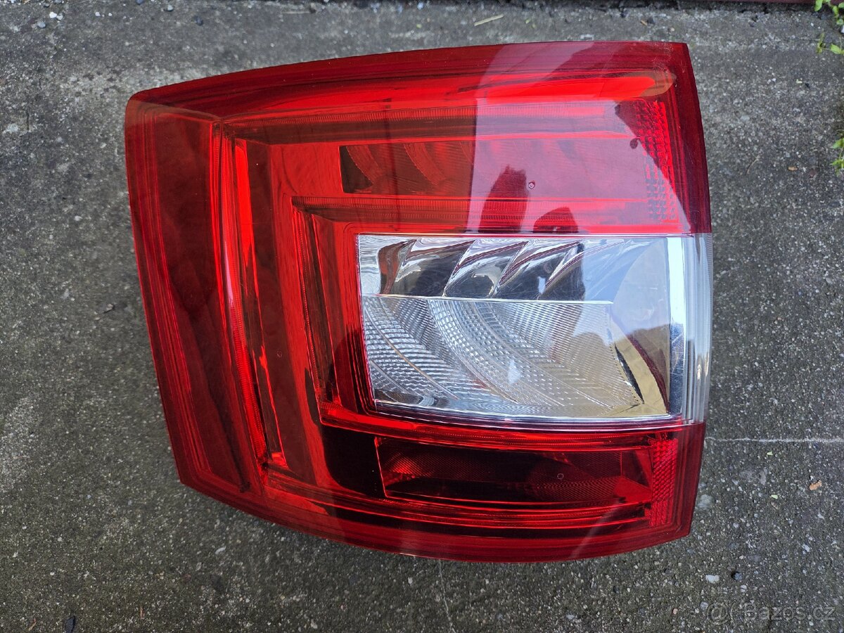 Levé zadní LED světlo Škoda Octavia 3 III Combi před FL
