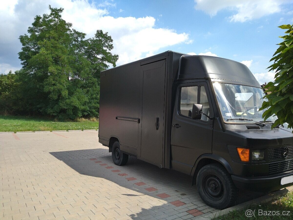 Mercedes-Benz 308D - foodtruck, campervan