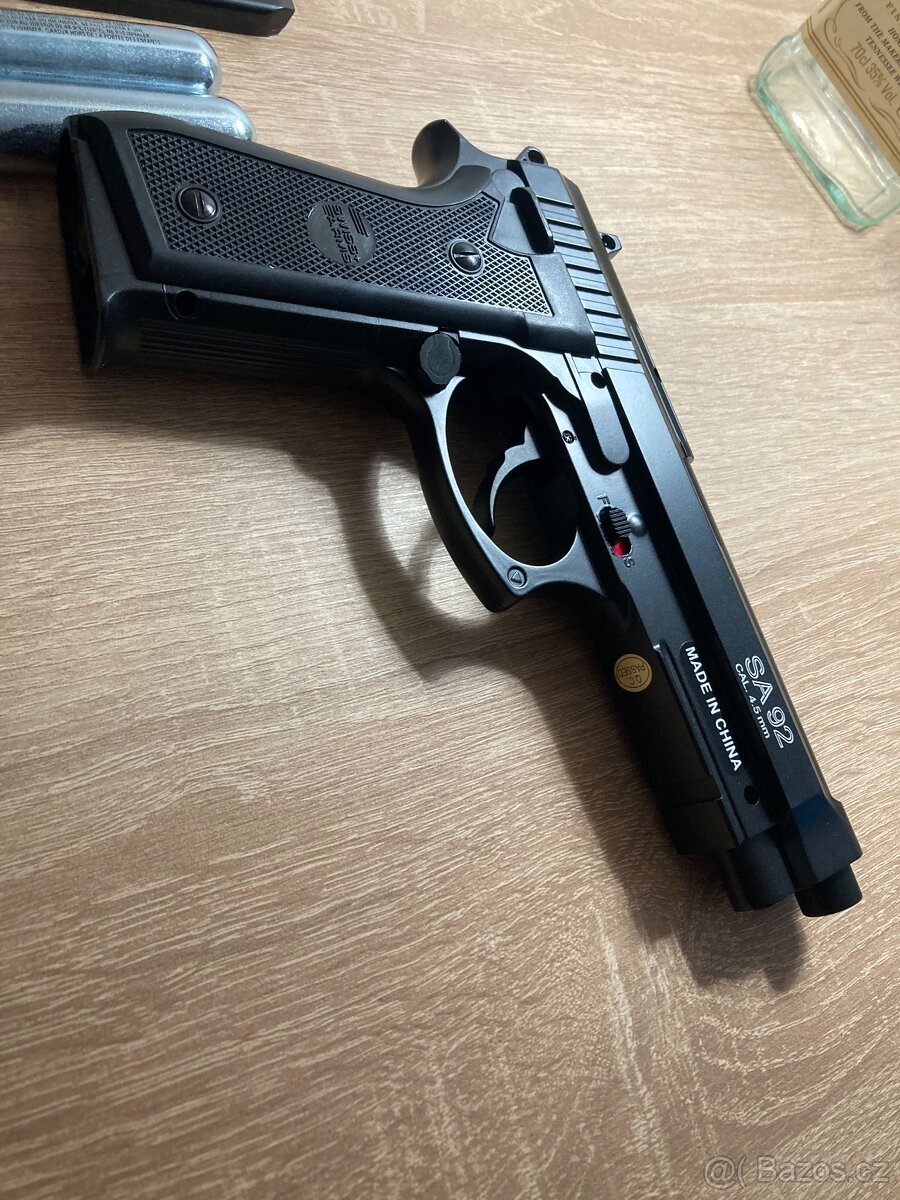 Vzduchová pištol na co2 4,5mm