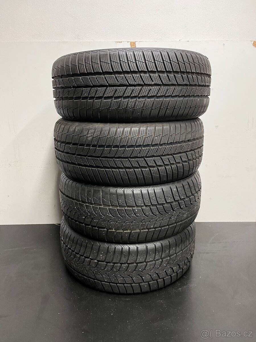 225/50 R18 Zimní pneumatiky 90%