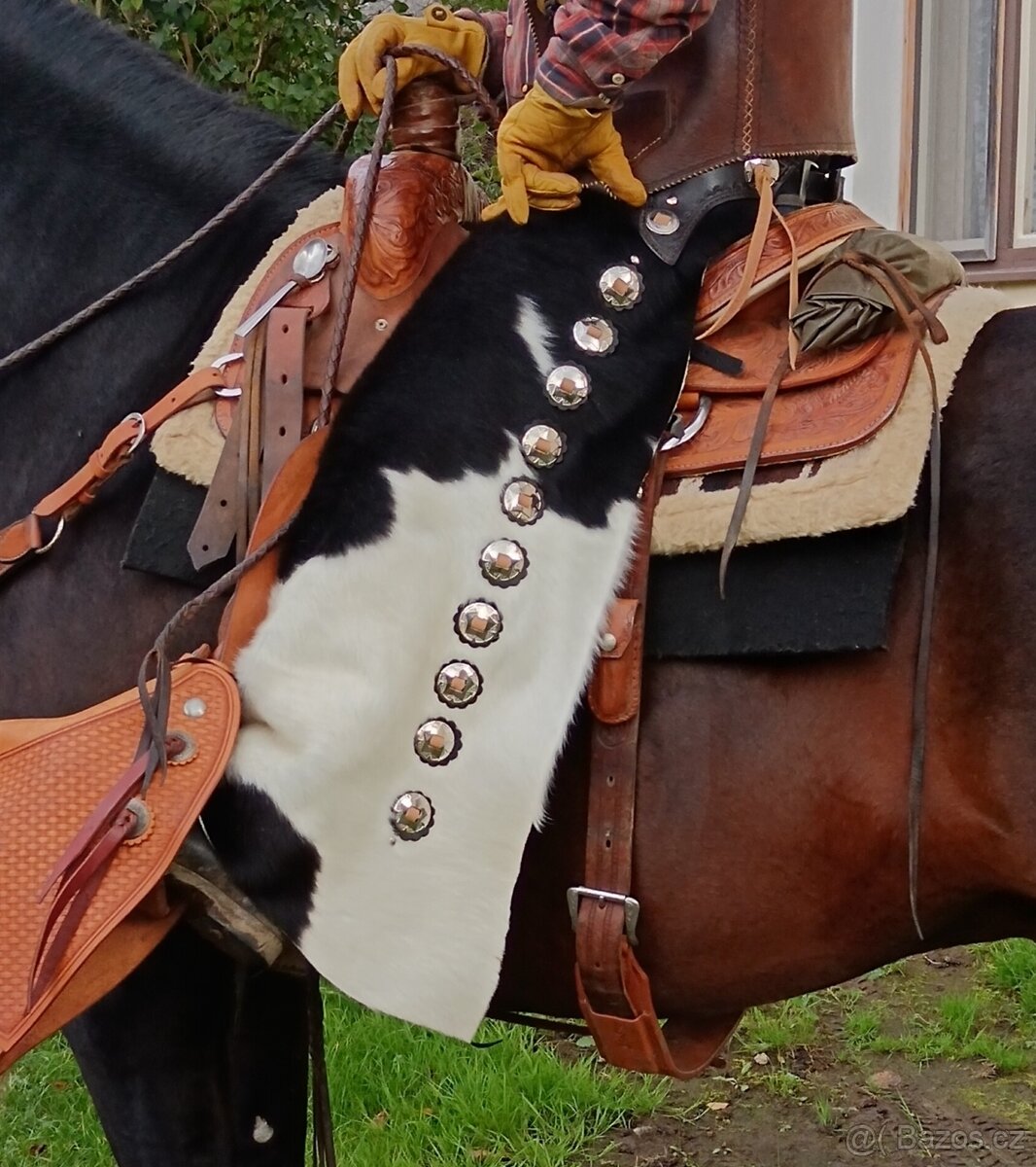 Chapsy z hovězí kůže, western