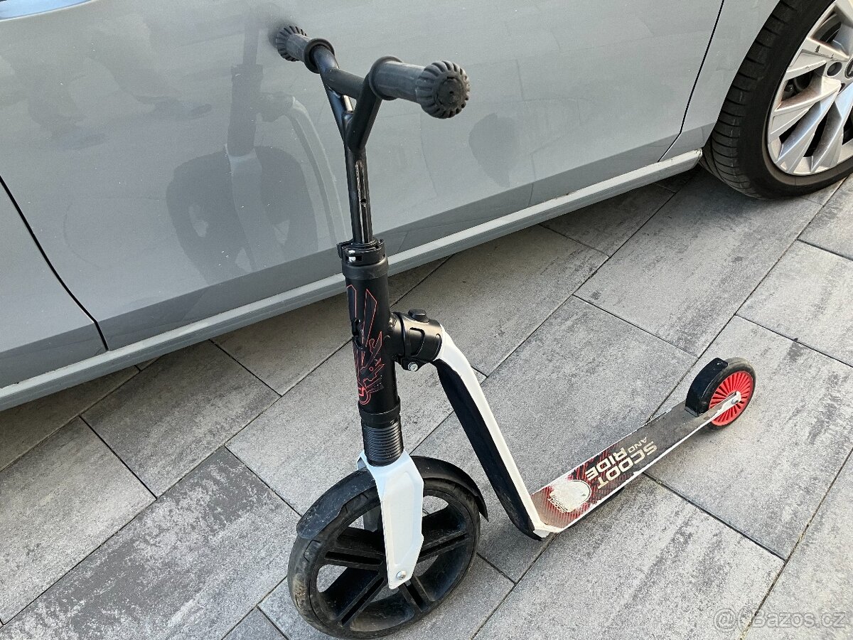 Dětská koloběžka SCOOT and RIDE
