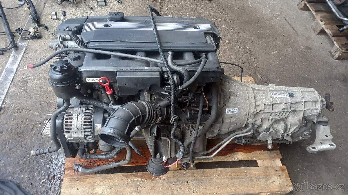 BMW E46 3.0i M54 VEŠKERÉ MOTOROVÉ DÍLY