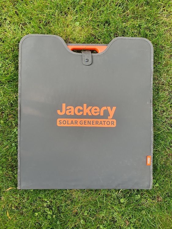Jackery SolarSaga 200 – solární panel s brašnou