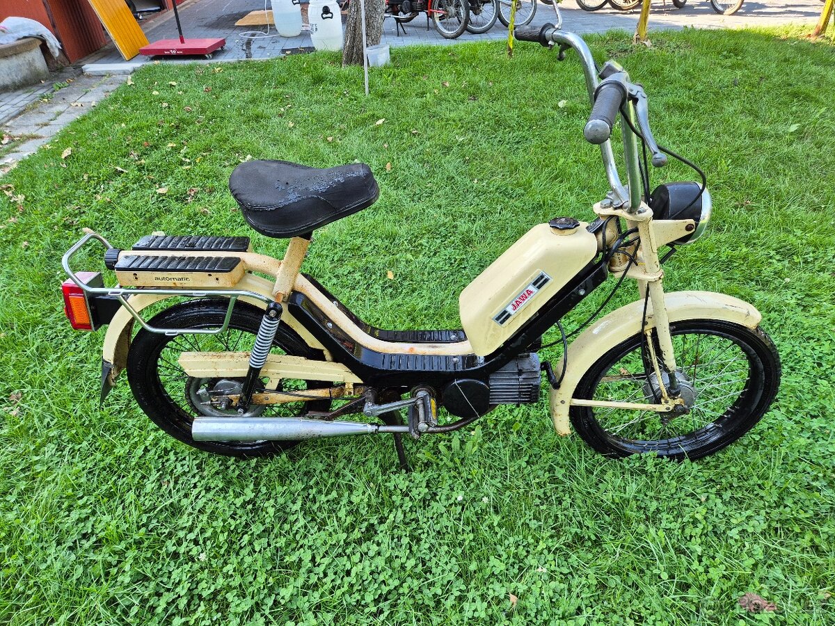 Babetta 210 s kartičkou, béžová 5.