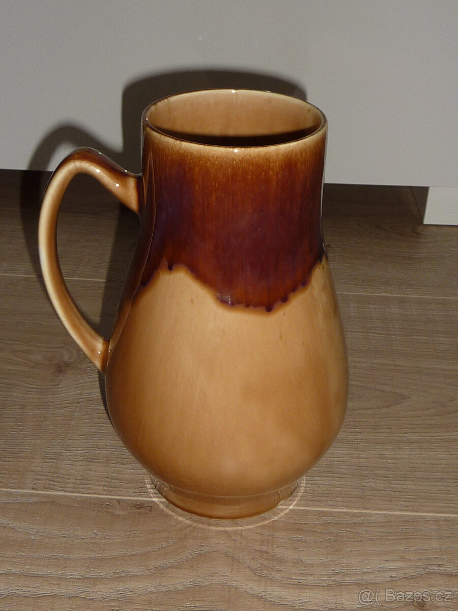Keramický pivní džbán 2litry, výrobce Ditmar Urbach Teplice