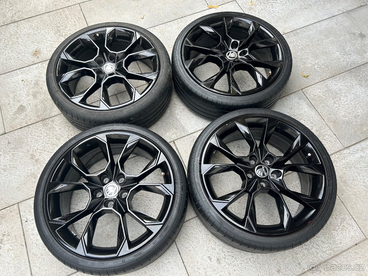 Alu kola R19 Škoda Octavia 3 RS