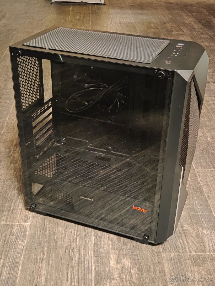 PC skříň Gamemax