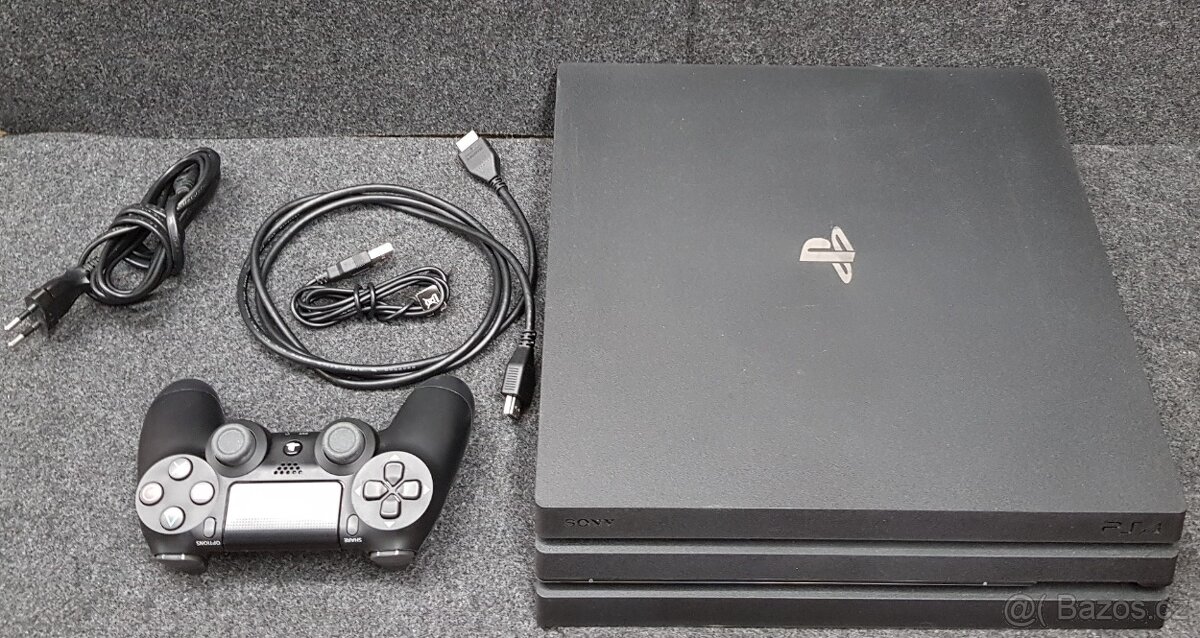 Konzole Sony PS4 Pro 1TB, velmi pěkný stav, novější verze