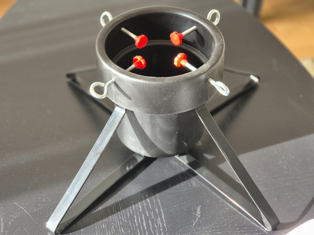 Stojánek na vánoční stromek Ikea