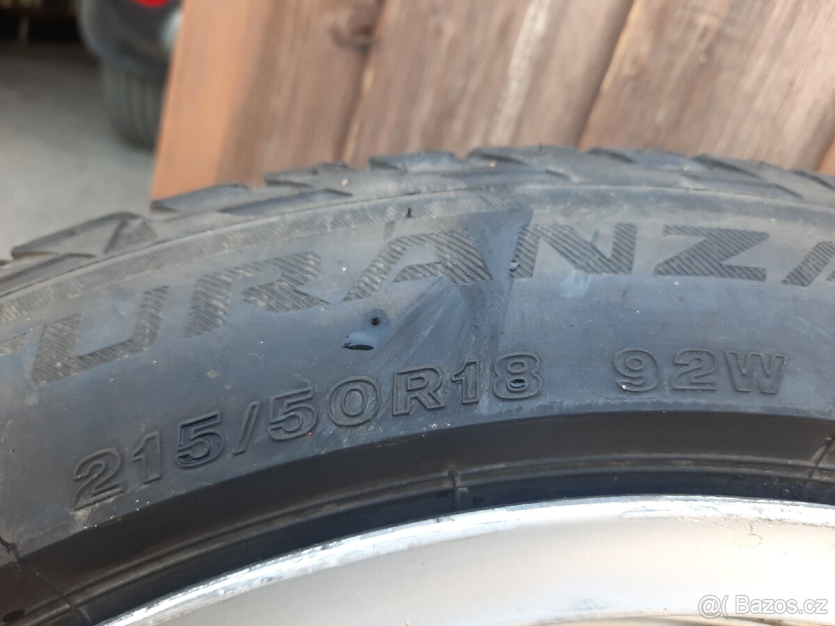 215/50 R18