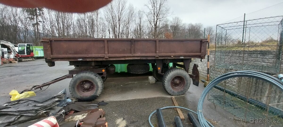 Vlek za traktor 9t
