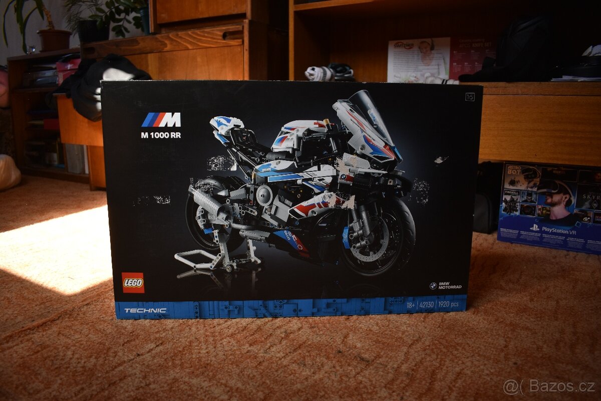 Neotevřený lego set BMW M 1000rr