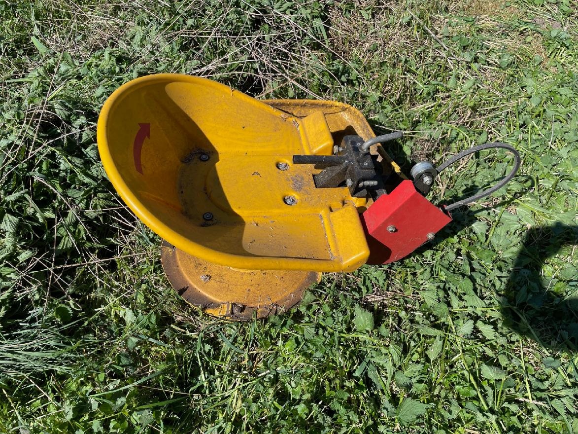 Prodám jednobubnovou sekačku ke kultivátoru