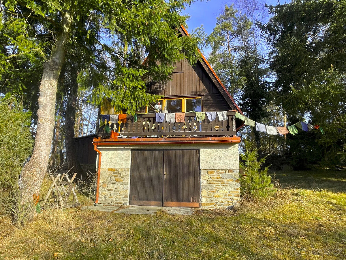 Prodej chaty s garáží u rybníka Vránovka - Žihobce
