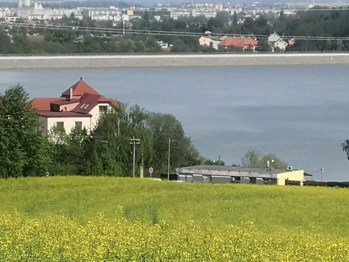 PRODEJ CHALUPY(CHATY)PO REKONSTRUKCI -PLUMLOV 2222