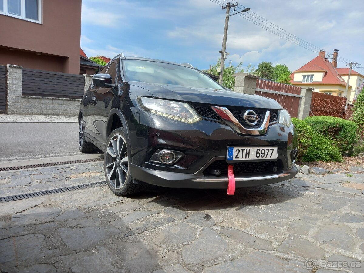 Nissan X Trail 1,6D 7míst, tažné,