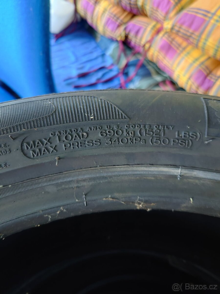 MICHELIN 215/50 R 17 95W