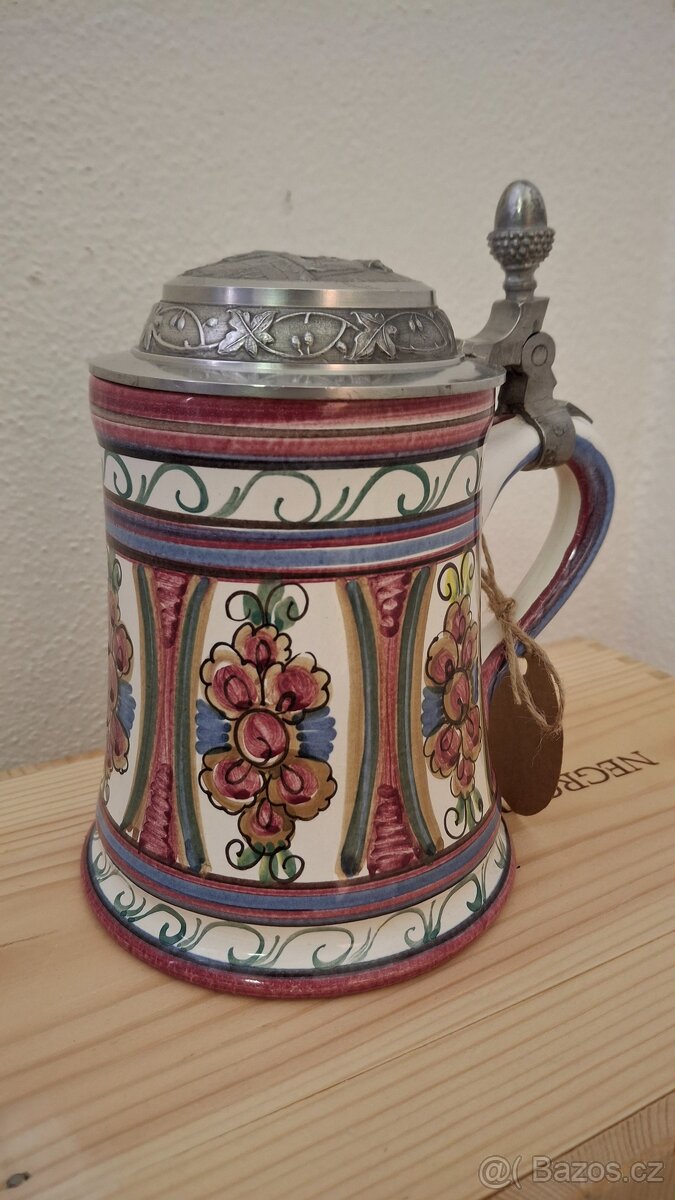 Hezký korbel