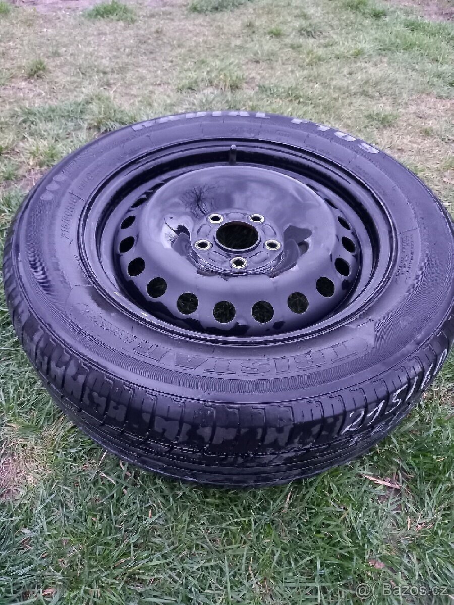 Rezervní kolo na FORD R16" Praha 9