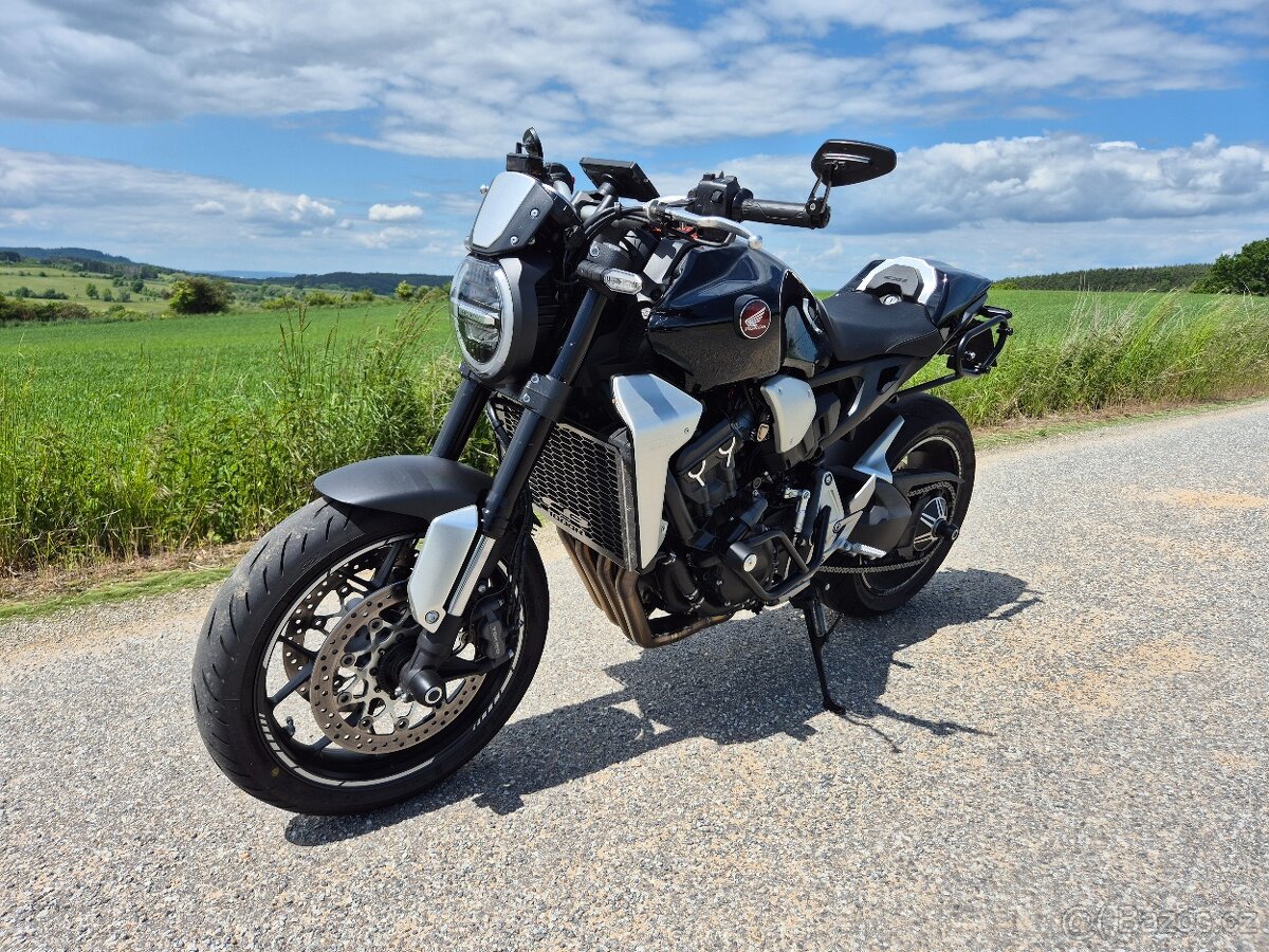 Honda CB 1000R+