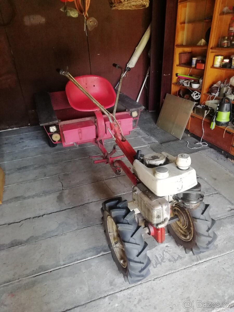 Malotraktor R.V 1963