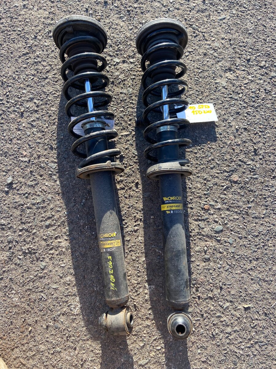 Zadní tlumiče z BMW f10