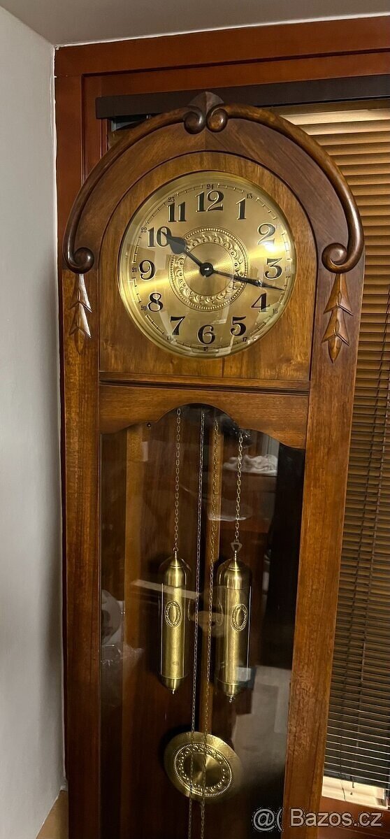 Hodiny Kienzle.