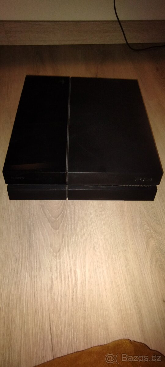 playstation 4 + 10 her