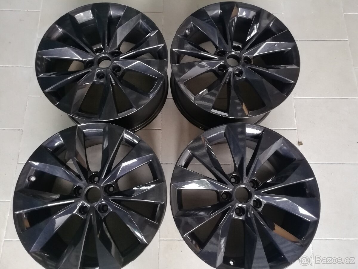 Prodam origo alu kola skoda superb III Cassiopeia 5x112 r18