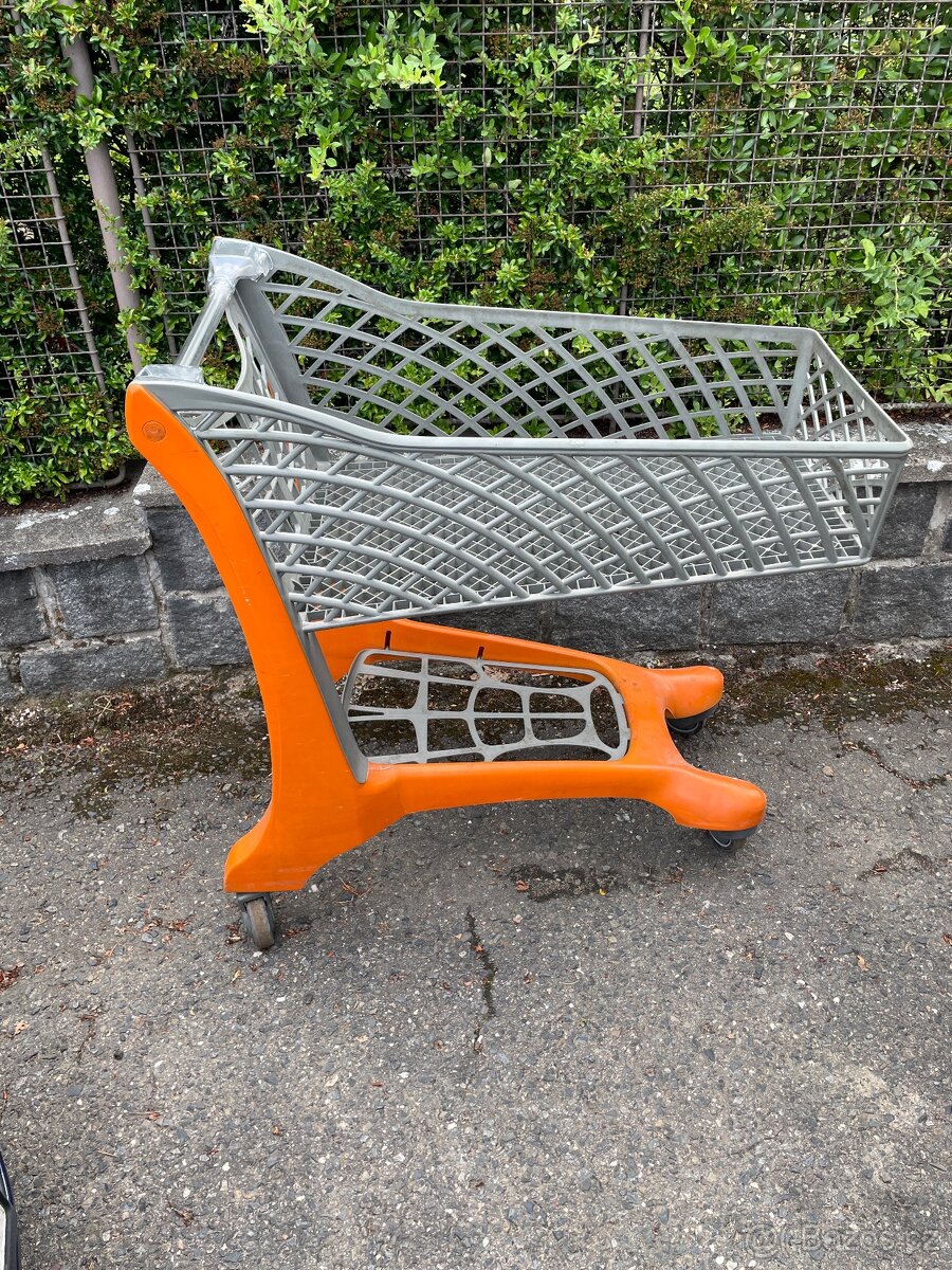 Nákupní košík plast