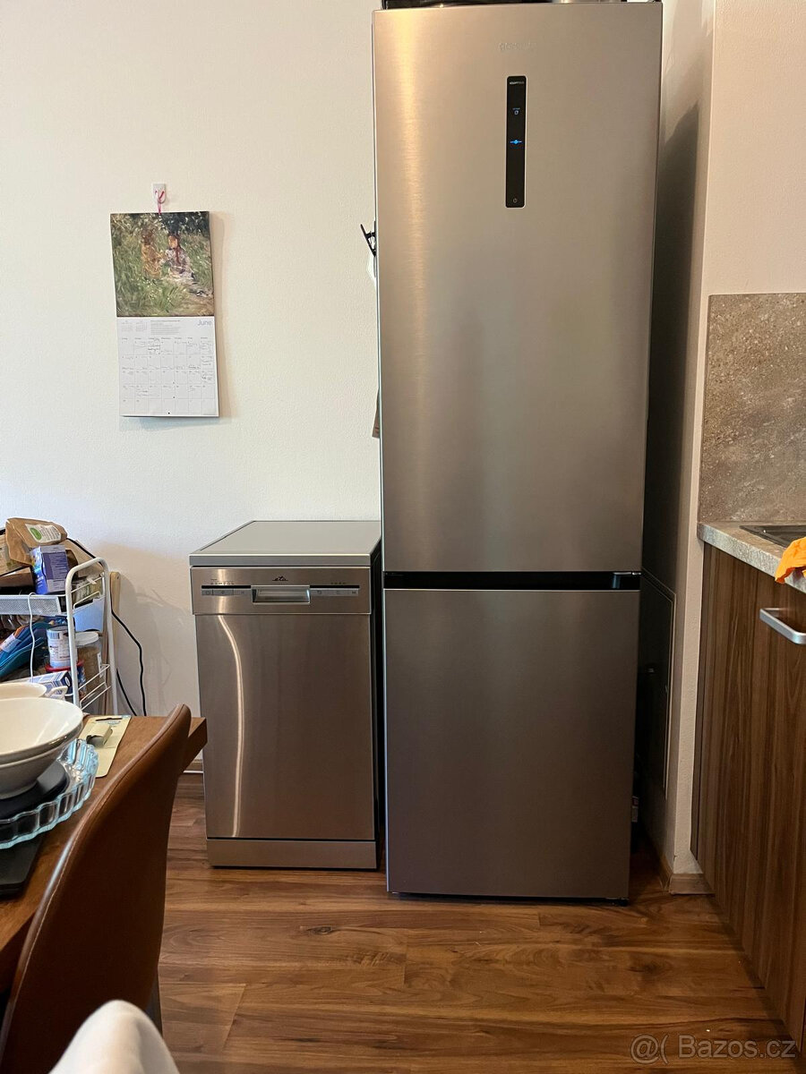 Lednice Gorenje NRC6204SXL4