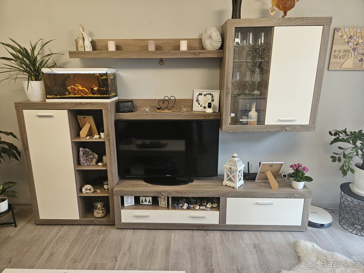 Obývací stěna