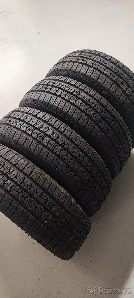 Nové 215/65/16C Nexen Winguard WT1, 2124, 10.5mm
