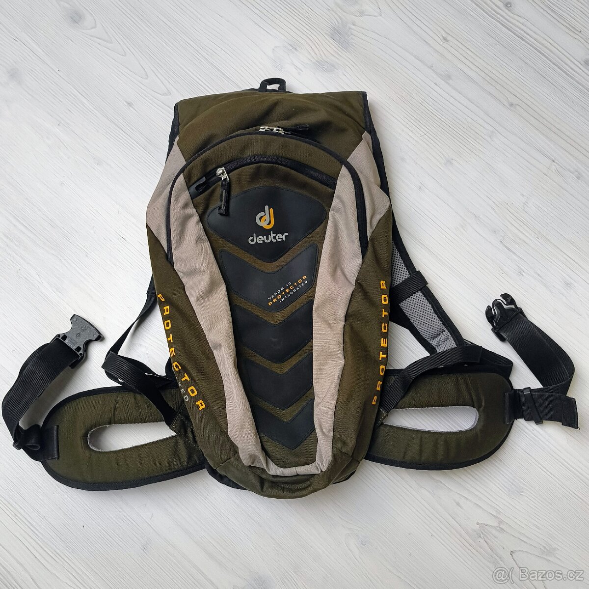 Deuter Venom batoh na běh, kolo i lyže