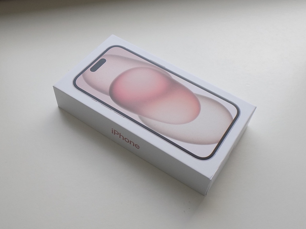 APPLE iPhone 15 128GB Pink - ZÁRUKA - NEPOUŽIT