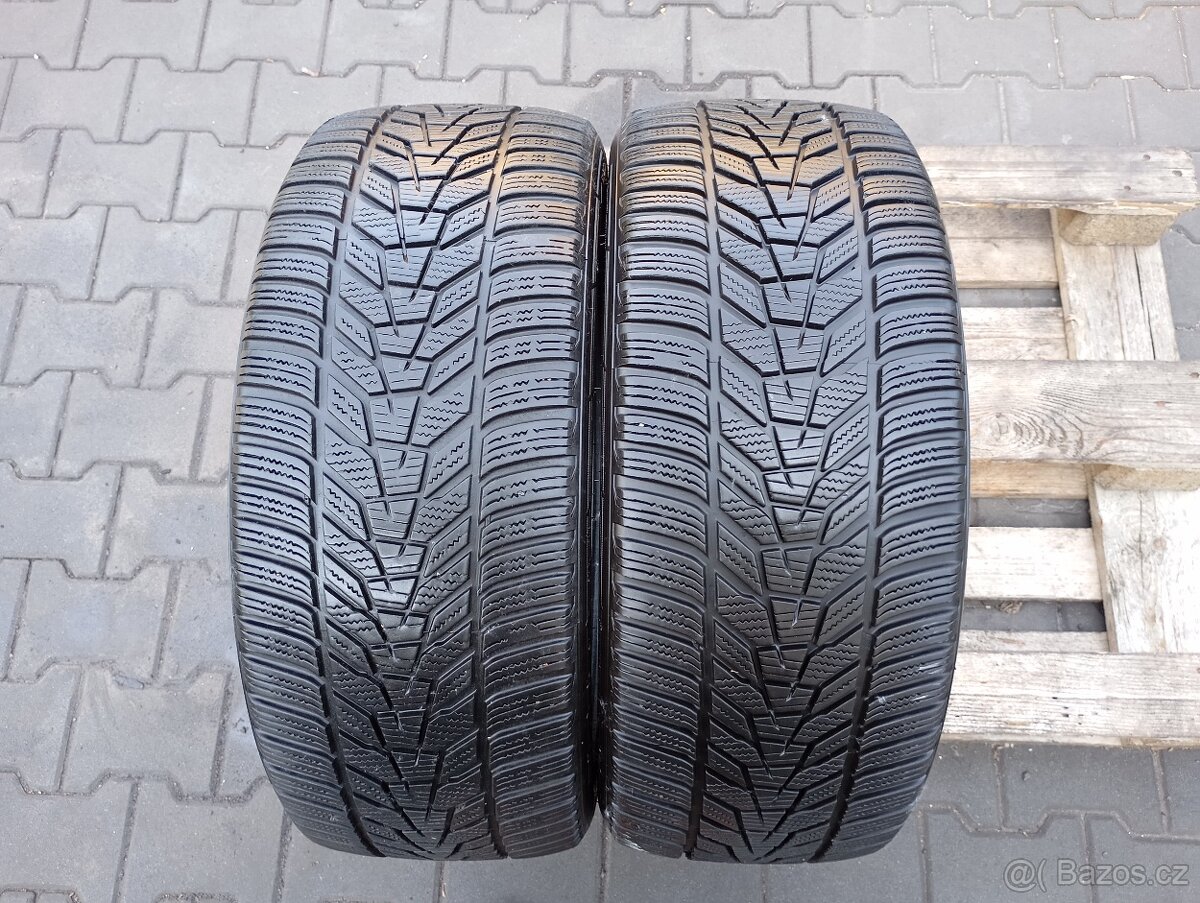 235/45/18 zimní pneu hankook