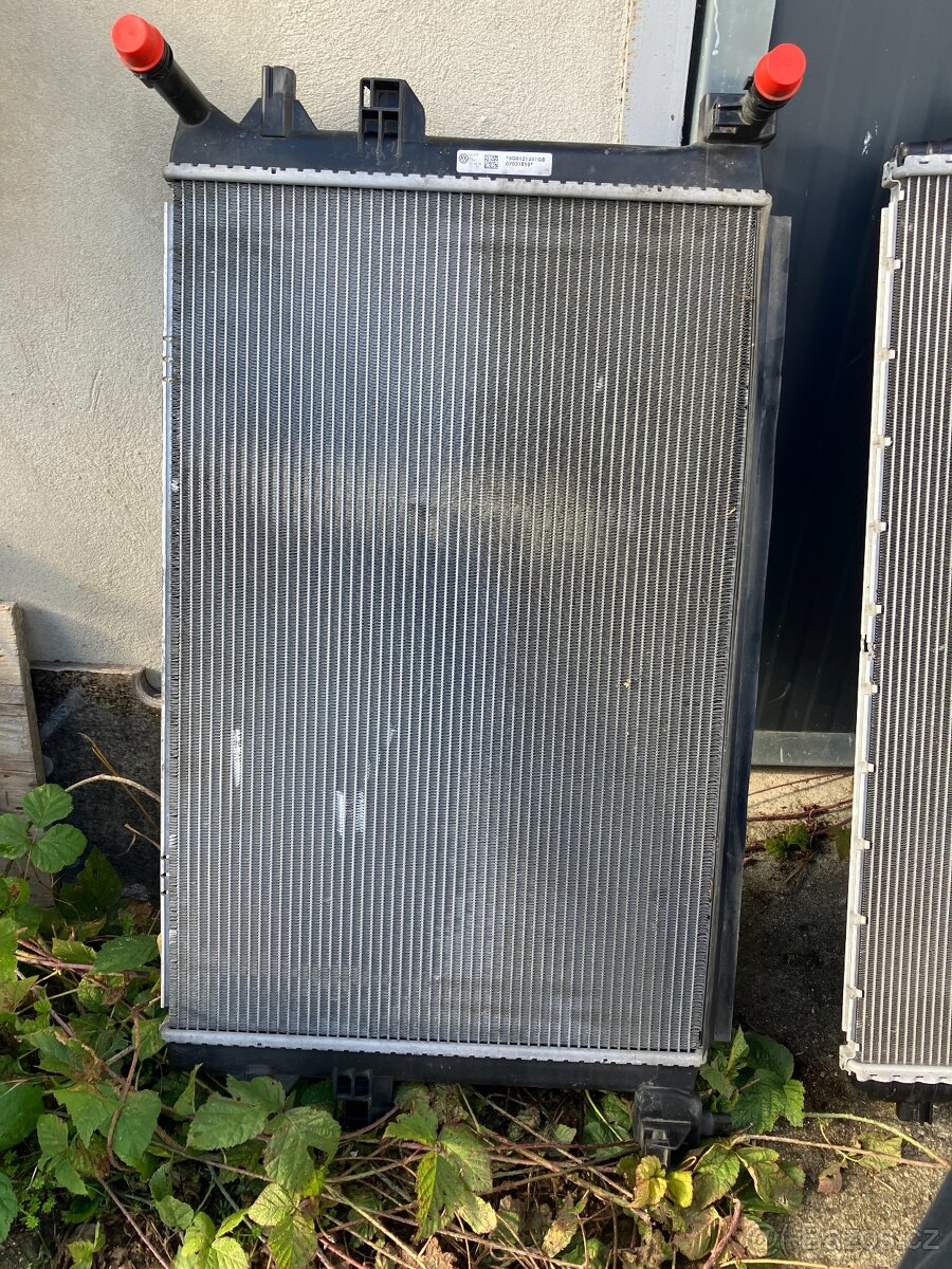 5q0121251gb Přídavný vodní chladic vody skoda